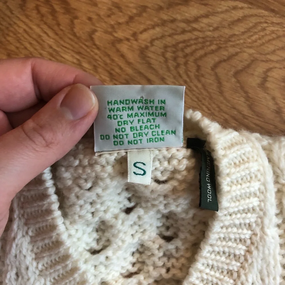 Aran Isles Knitwear Child’s Small Merino Wool Cream Cable Knit Sweater - Picture 6 of 9